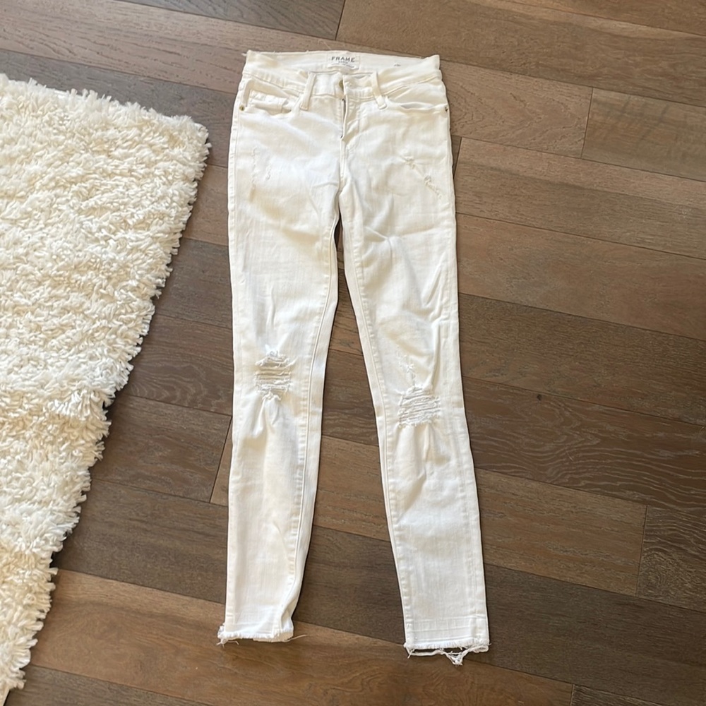 Frame denim white skinny jeans!